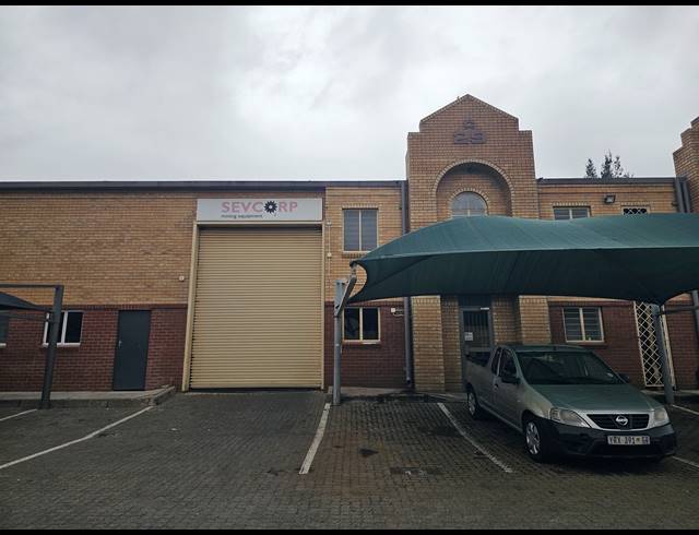 332M² WAREHOUSE TO LET IN LINBRO PARK